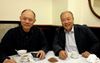 图片 雕塑家、画家田跃民先生与香港霍英东集团行政总裁霍震寰先生相聚香港